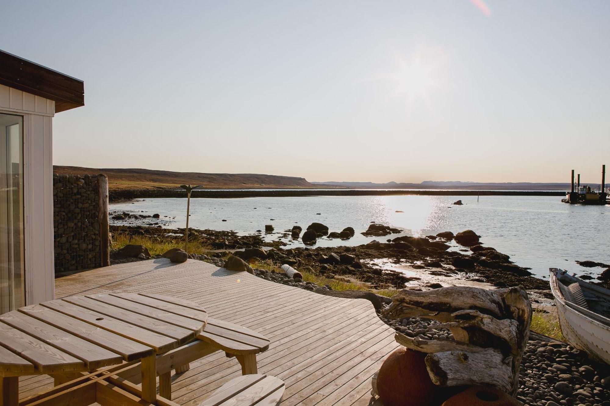 Guesthouse Lyngholt Þórshöfn Buitenkant foto